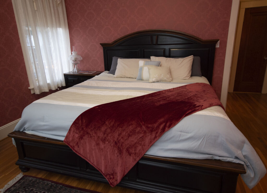 Thaddeus Stevens room at the Gettysburg Academy Bed and Breakfast